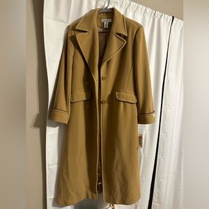 Preston and York 12 petite camel 100% lambs wool coat NWT